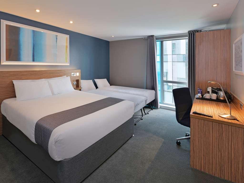 Travelodge London Central Southwark Kamer foto