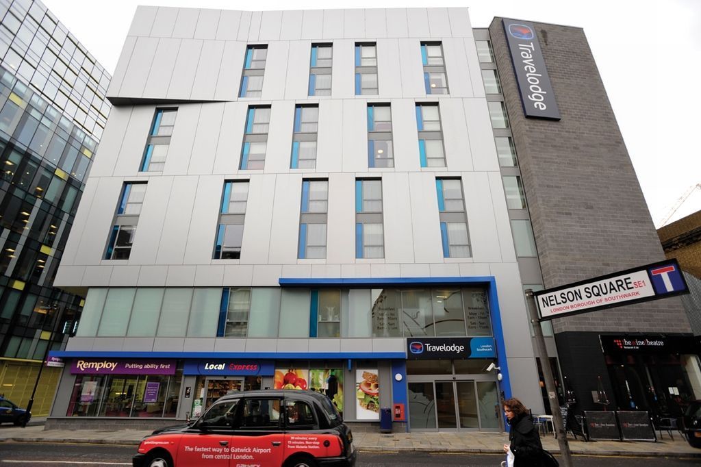 Travelodge London Central Southwark Buitenkant foto